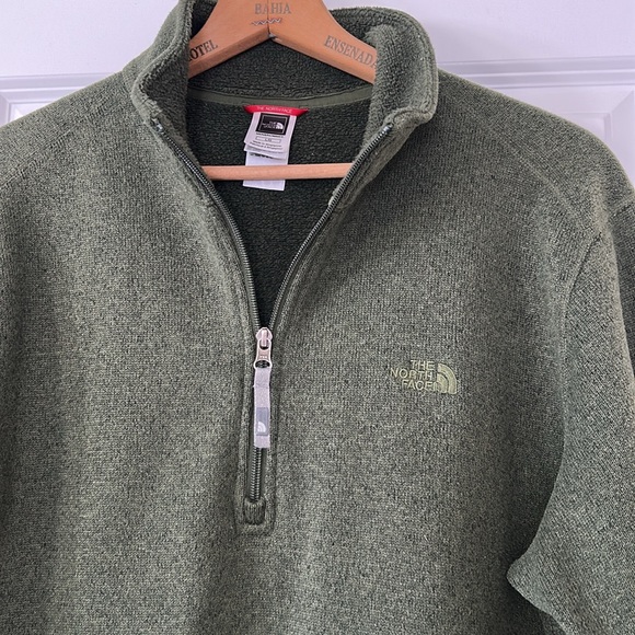 The North Face Olive Green Half-Zip Pullover Fleece w Chest Logo Men's Siize L - Picture 1 of 10
